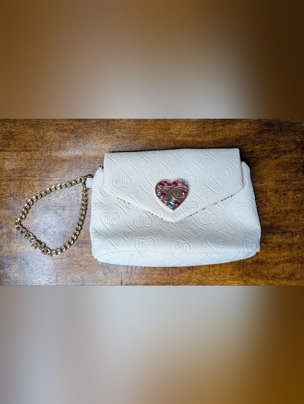 NWOT JUICY COUTURE Bag Glitz Out Mini Wristlet Clutch Cream Jeweled Heart Clasp